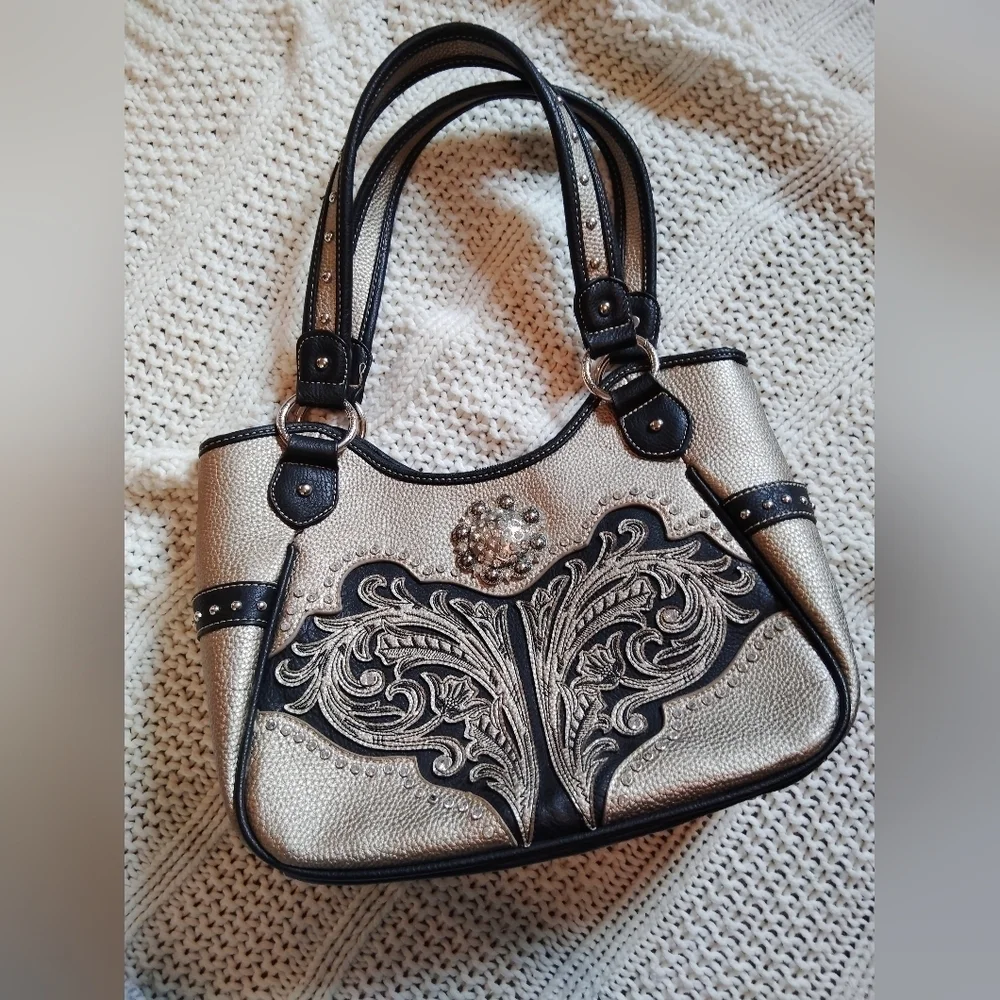 American Bling Women's Western Shoulder/Hand Bag!